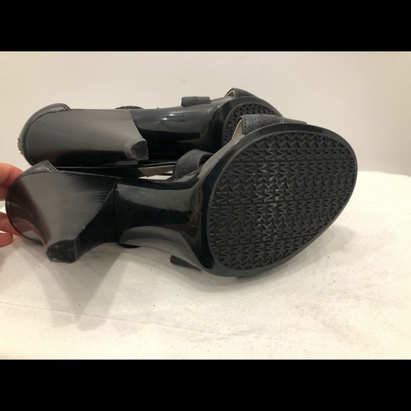 MICHAEL Kors leather strap heel sandals - Picture 7 of 10